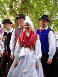 Člani folklorne skupine Duplo iz Pišec.